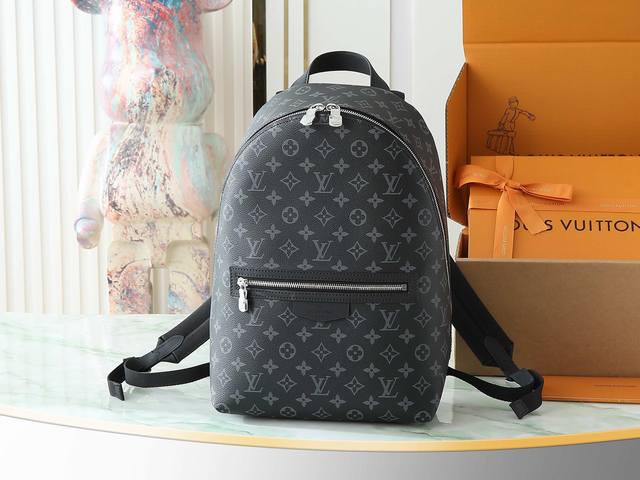 p750【顶原级单 独家实拍】M14020黑花 本款 Discovery Slim 双包肩取材 Monogram Eclipse 涂层帆布，为凑紧构型融笔入记电