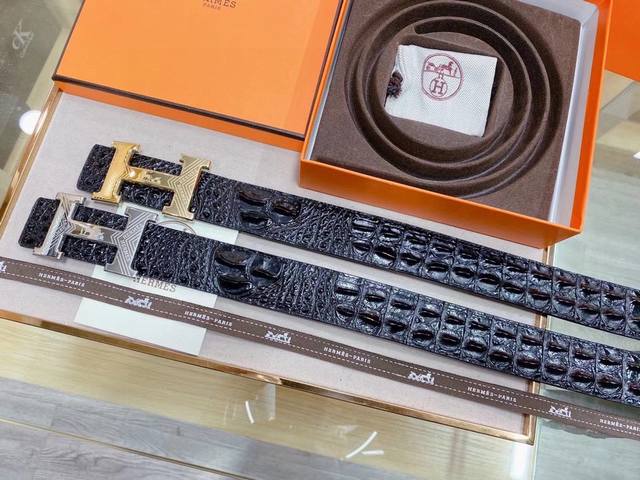 p 310 爱马仕 鳄鱼采用进口牛皮压制鳄鱼骨带身。[强][强]整条不拼接 纹路清晰 强韧紧密 跟真鳄鱼皮可对比 成功男士的标配 搭配高档精钢扣，宽度3.8厘米