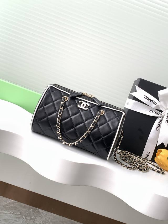 25P保龄球 容量不是问题,两部手机都能放!还是灰常舒适耐造,行情非常明显受众人喜欢,目测会火!小皮+可拆卸链条深得我心,容量也好 ,皮十可拆卸链条简直不要太爱 25P保龄球 容量不是问题,两部手机都能放!还是灰常舒适耐造,行情非常明显受众人喜欢,目测会火!小皮+可拆卸链条深得我心,容量也好 ,皮十可拆卸链条简直不要太爱