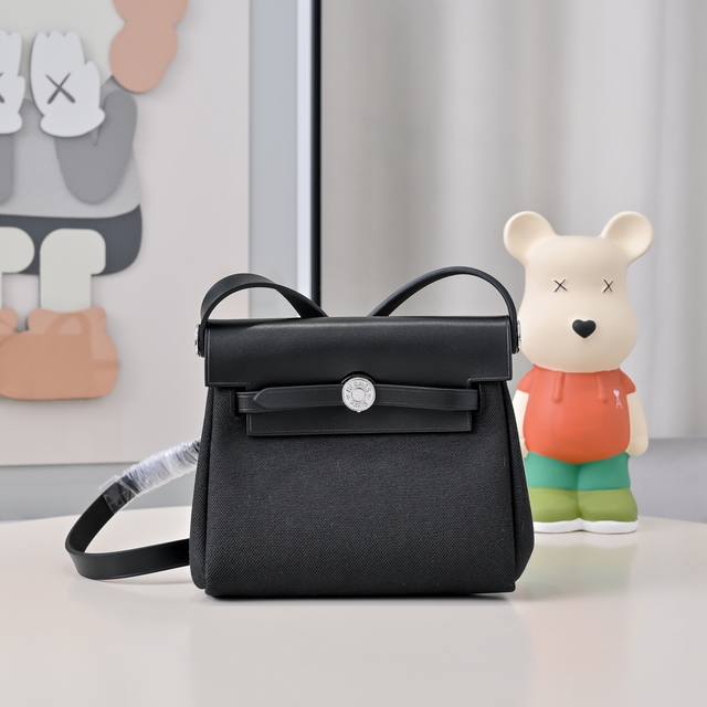 新品现货 Mini Herbag 凯莉迷你布包 20Cm 皮拼布银扣 超级Q么哒 限量版 专柜同步