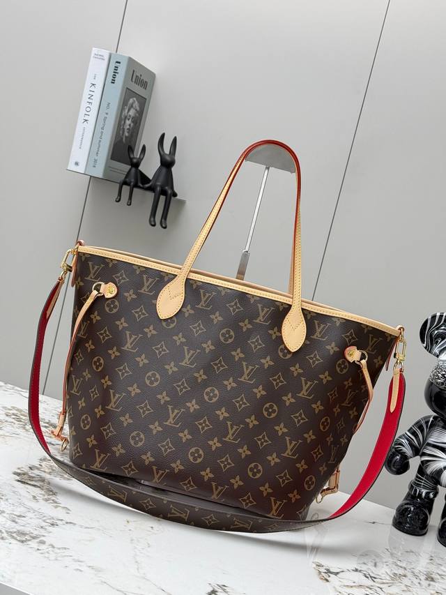 顶级原单，变码芯片 M12096大号印花 Neverfull BandoulièRe Inside Out Gm 手袋以 Monogram 帆布和缤纷压花织物演