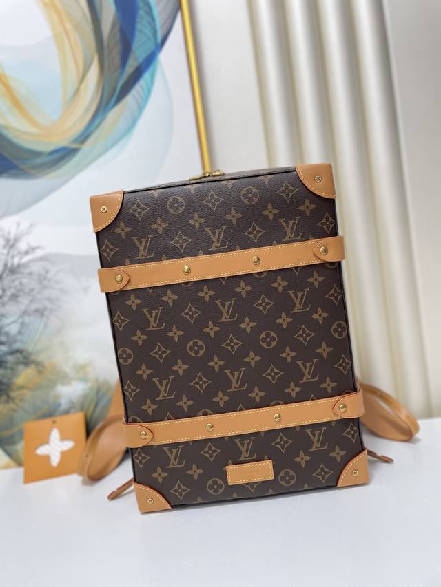 厂价 最高版本原厂皮顶级原单配专柜全套包装 顶级原单 实物实拍 M44752 尺寸: 36×28×14Cm Soft Trunk 经典复古箱包