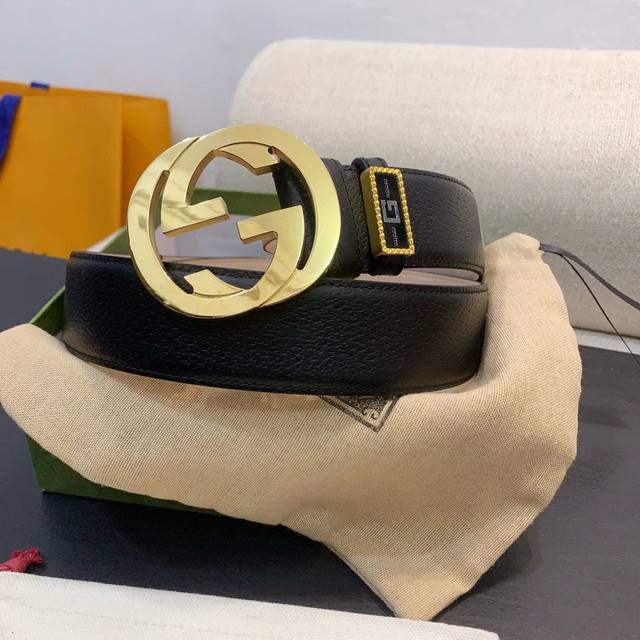 古奇高端专供,配专柜包装,原单品质,原厂树膏牛皮,版型皮感无可挑剔,搭配精品扣,看货看品质带宽3.8Cm,对版对货,全套包装!市场高版本! 古奇高端专供,配专柜包装,原单品质,原厂树膏牛皮,版型皮感无可挑剔,搭配精品扣,看货看品质带宽3.8Cm,对版对货,全套包装!市场高版本!