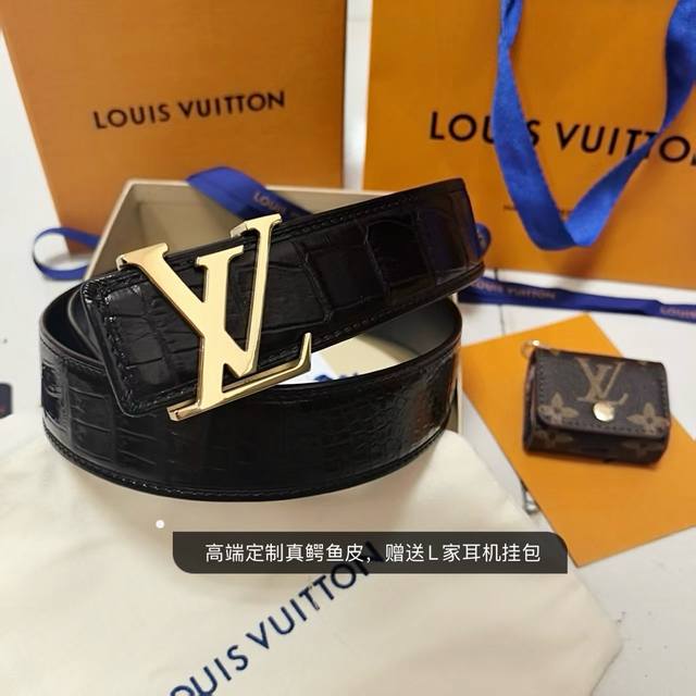 Lv路易威登新款系列，配送L 家耳机包，高端正版包装，带身宽3.8Cm ~ 原单品质，精致雕刻工艺，皮带正面采用进口美洲真鳄鱼肚皮，头层小牛皮包边制作工艺，版型
