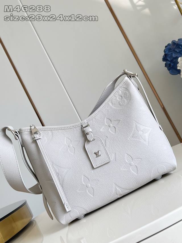 出厂价P 顶级原单 M46288芋泥紫压花 M12917 Carryall 小号手袋取材 Monogram Empreinte 压纹皮革，充裕构型设有齐整内层，