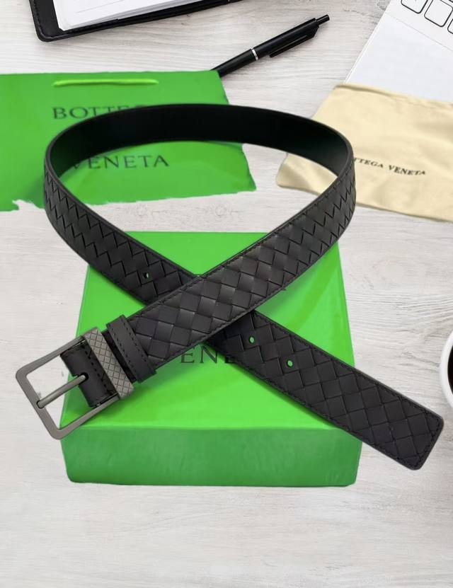 配正版包装，Bv针扣正版同步，顶级高端专供原单，意大利进口真正胎牛皮，纯手工编织，对照正版开模复刻，精钢喷砂扣件，精细打磨五金 好货上手即知，比拼质量拼做工，皮