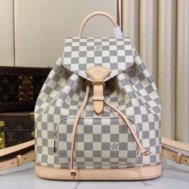 顶级原单复刻独家实拍 Montsouris小号双肩包 N00120 白格 粉色 本款Montsouris小号双肩包采用凹版印制工艺铺陈经典Damier Azur