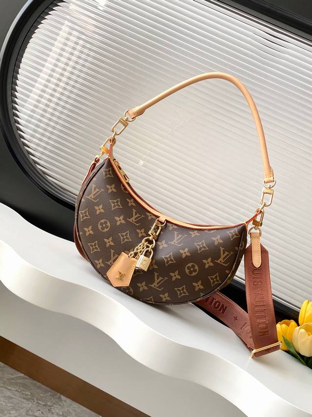 动态163C01芯片 顶级原单加强版 M12939 Looping 手袋从 Cruise 早春系列的 Loop 手袋汲取灵感,以 Monogram 帆布演绎 1 动态163C01芯片 顶级原单加强版 M12939 Looping 手袋从 Cruise 早春系列的 Loop 手袋汲取灵感,以 Monogram 帆布演绎 1