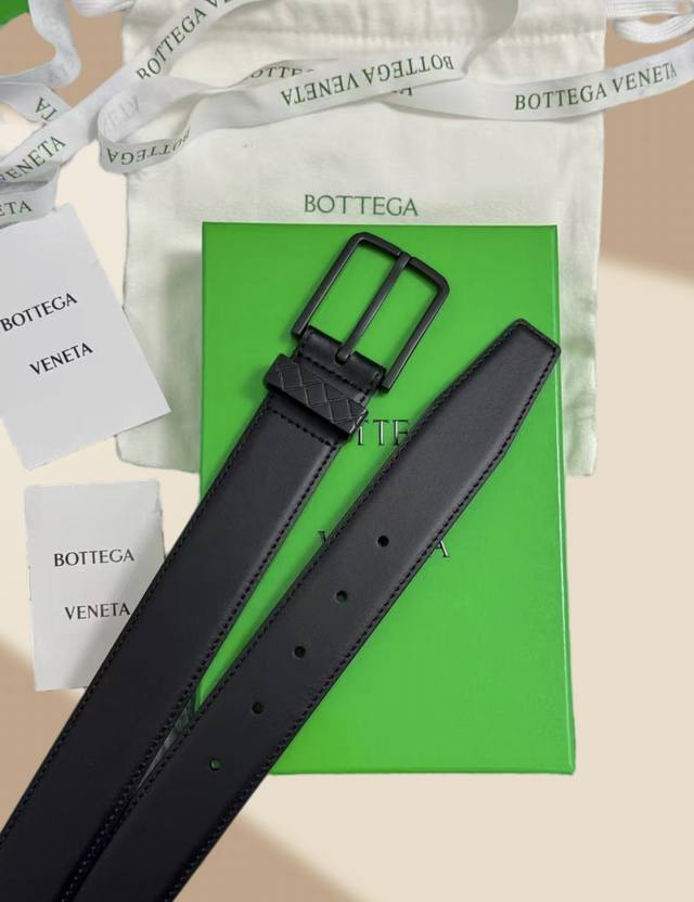 配正版包装，Bv针扣正版同步，顶级高端专供原单，意大利进口真正胎牛皮，对照正版开模复刻，精钢喷砂扣件，精细打磨五金 好货上手即知，比拼质量拼做工，皮纹清晰质感舒