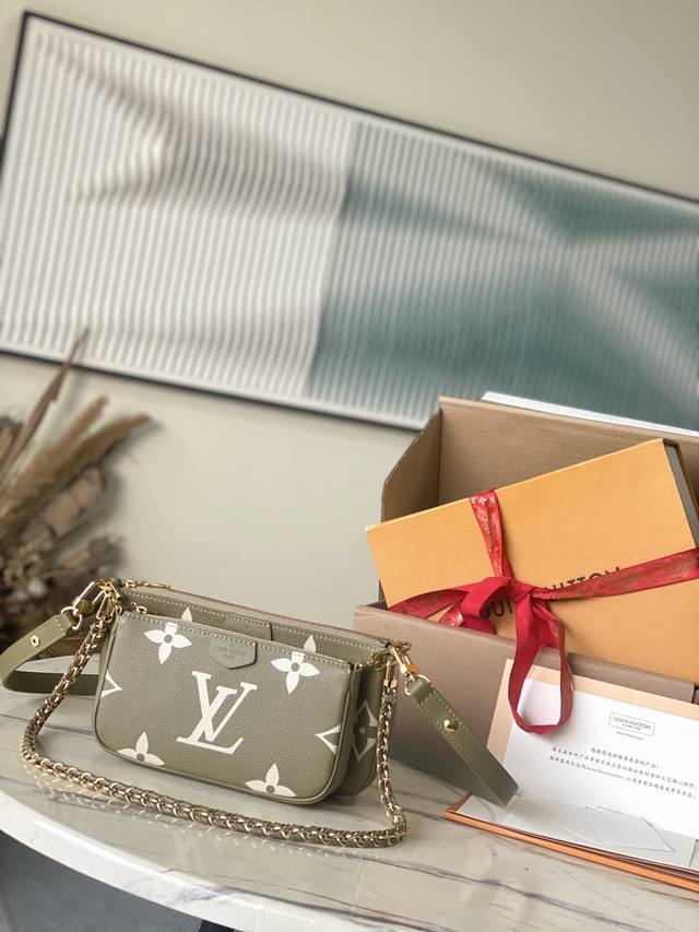 头层皮 顶级原单M22 支持专柜验货 免税货拍摄图跟产品一致无拆包装。该产品为市场独家免税货属最高端产品.支持验货.本产品已通过严格检验无瑕疵、触摸产品请带上手