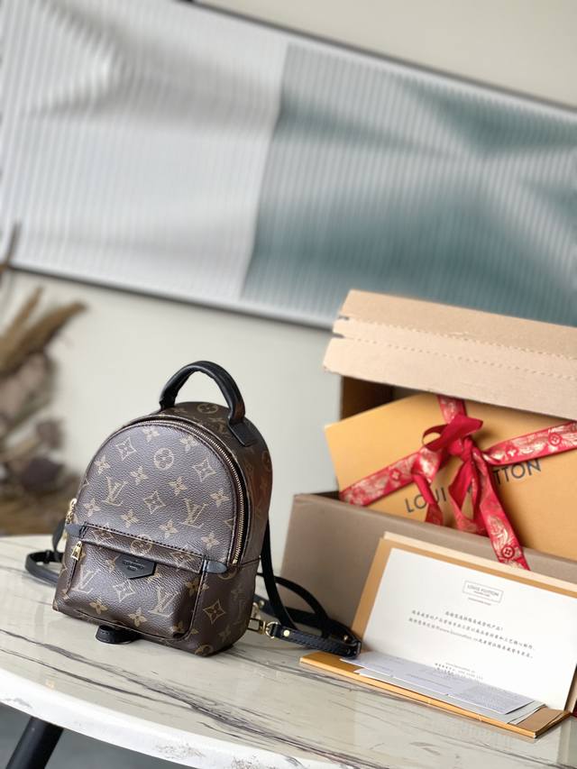 顶级原单M44873 支持专柜验货 免税货拍摄图跟产品一致无拆包装。该产品为市场独家免税货属最高端产品.支持验货.本产品已通过严格检验无瑕疵、触摸产品请带上手套