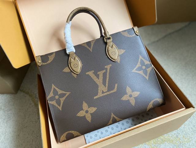 M45321 Mb免税版本 全钢五金 支持Nxp芯片感应 动态芯片Onthego 中号手袋 Onthego 中号手袋将经典 Monogram 帆布与 Monog M45321 Mb免税版本 全钢五金 支持Nxp芯片感应 动态芯片Onthego 中号手袋 Onthego 中号手袋将经典 Monogram 帆布与 Monog