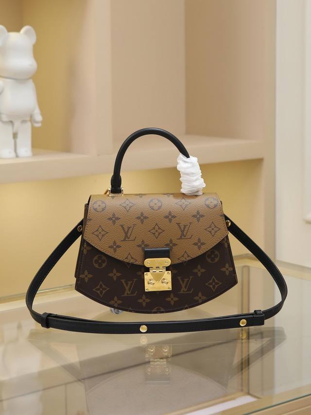 顶级原单变码芯片版 M46548黄花 扇形中古包系列 Tilsitt扇形包 以经典拼色的老花，独特的中古扇形为设计！非常时尚又个性！可手拎斜挎！ 尺寸：23.5