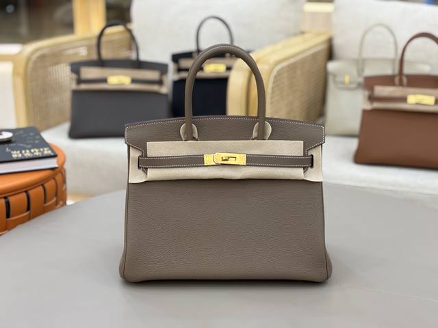 Birkin 原厂Togo 皮蜜蜡线手缝 全钢五金手打钉 30Cm 大象灰金扣 经典之作#除了材质、做工、颜值，更重要的是经过近40年的沉淀，Birkin包已经