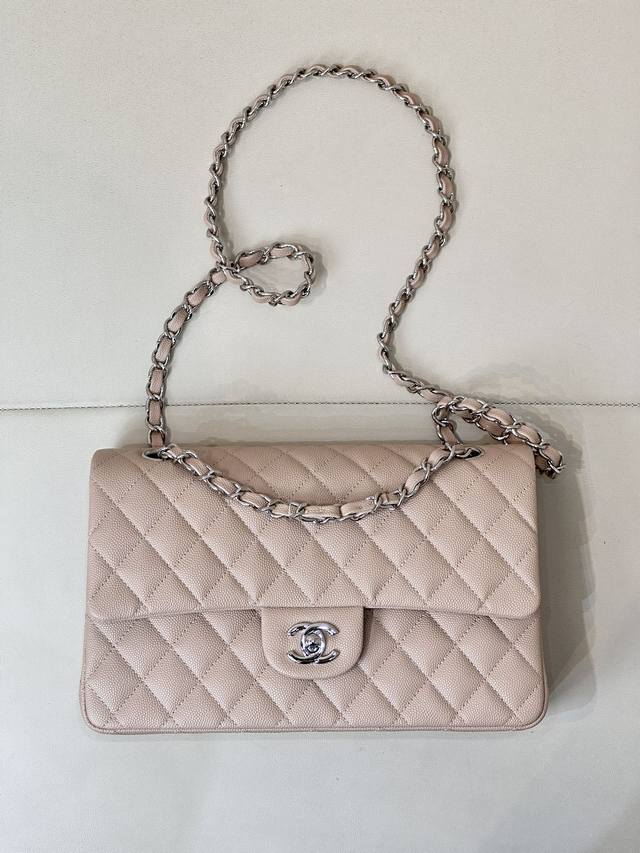 112 奶茶色 银扣