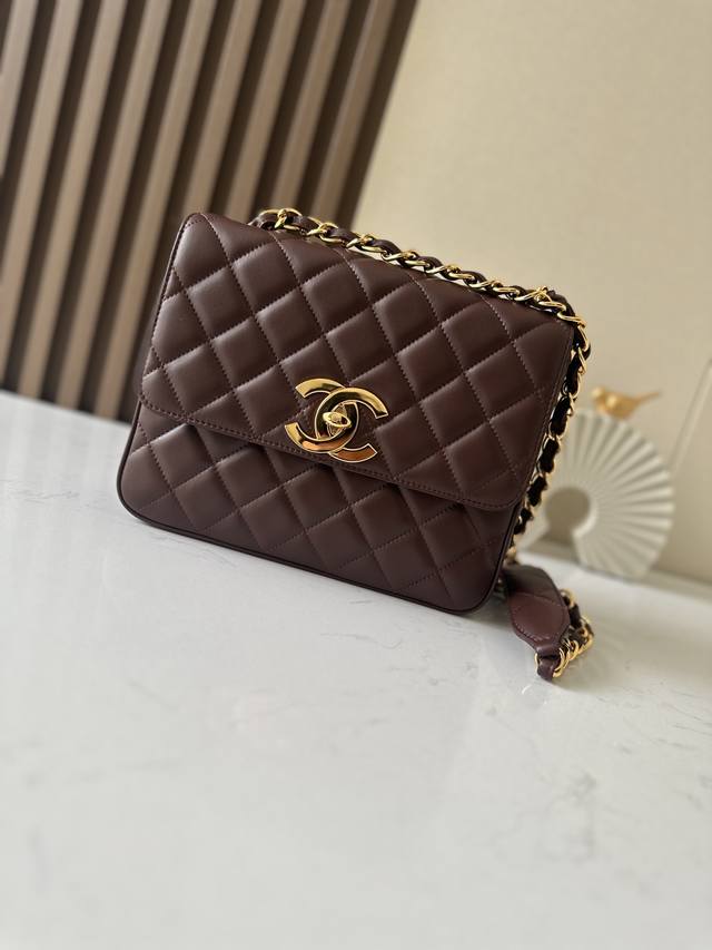 贝嫂同款 现货 Chanevintage绝版大金扣Cf Ohanel Classic Flap Bag是1983年老佛爷接手Ohanel后对香奈儿女士的设计稍作