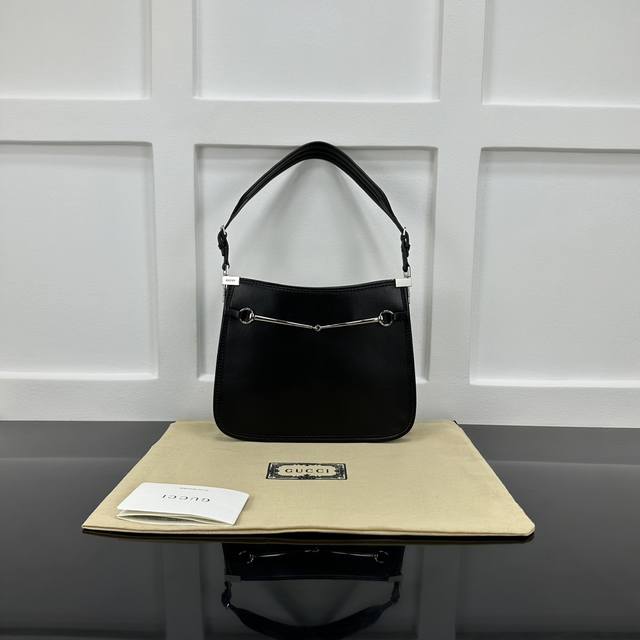 正品级 Gucci新款专柜品质，顶级原单货 原厂皮，原厂五金、实物实拍，款号：764191克皮 尺寸：W23Xh18.5Xd3Cm，