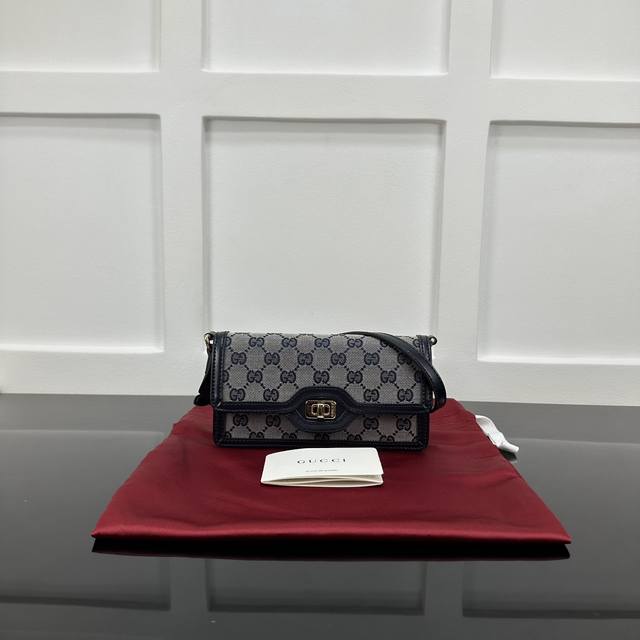 正品级 Gucci新款专柜品质，顶级原单货 原厂皮，原厂五金、实物实拍，款号：790038蓝布蓝皮 尺寸：W20Xh10Xd4Cm，