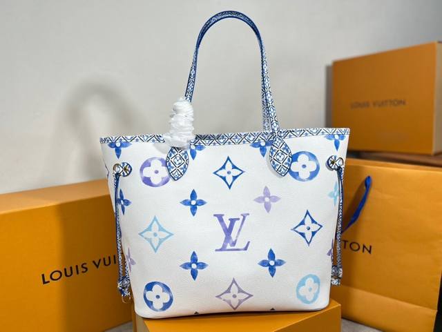 顶级原厂 复刻独家实拍M22979兰，本款 Neverfull 中号手袋为淡雅帆布描绘 Giant Monogram 图案，令 Lv 和 Monogram 花卉