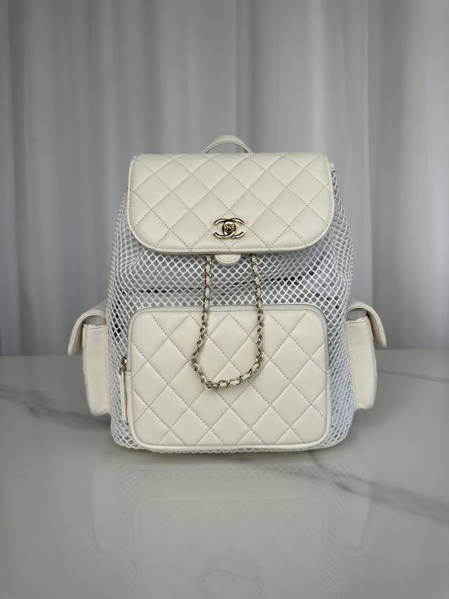 品牌:Chanel型号:As5492 简介:原单质量,经典之作,华丽与气质的前沿,是你意想不到的尊贵。皮种:原单进口小羊皮,里配原版布。五金:原版五金配制尺寸: 品牌:Chanel型号:As5492 简介:原单质量,经典之作,华丽与气质的前沿,是你意想不到的尊贵。皮种:原单进口小羊皮,里配原版布。五金:原版五金配制尺寸: