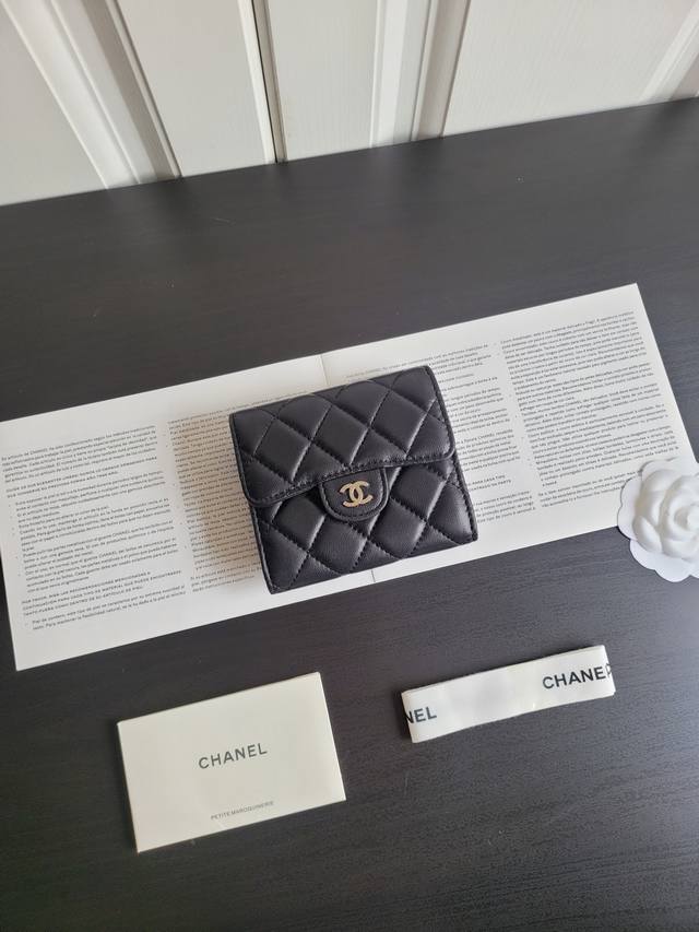 小香三折短款钱包 小香三折短款钱包