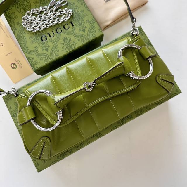 新款Gucci Horsebit Chain系列中号肩背包八色 原版出货！27Cm型号：764339、
