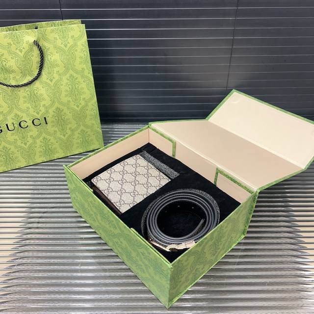 Gucci 古奇 二合一套盒 腰带 西服夹钱包 男士精品百搭款 优质合金扣头 高品质 全套包装 礼盒