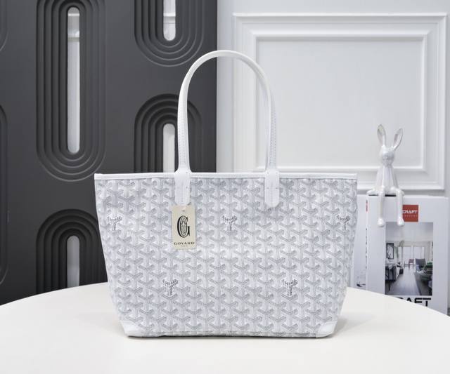 工厂P直销 白色 新品拉链款小号托特包,购物袋,品牌经多次研究与改良,不断提升面料与皮质,全方位独家定制只为不断达到客户的高品质要求如果你担心没拉链的安全性不够 工厂P直销 白色 新品拉链款小号托特包,购物袋,品牌经多次研究与改良,不断提升面料与皮质,全方位独家定制只为不断达到客户的高品质要求如果你担心没拉链的安全性不够