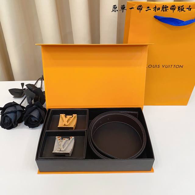 ①带①扣 ①带②扣 原单钢扣版路易L家 打孔 正版开模 此款腰带双面采用原厂牛皮带身，精密电镀标志性纯钢搭扣 对版专柜。4.0Cm 如需木盒40
