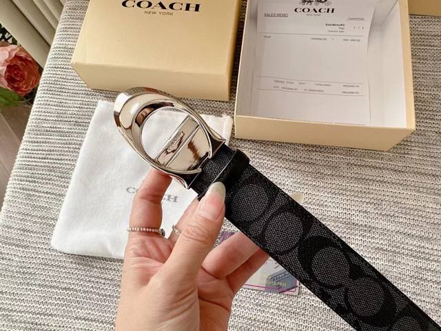 原单货---[飞吻]Coach 蔻驰皮带 双面男士腰带礼盒装皮带，双面都可以用，精致原版扣，宽度3.5Cm私密渠道！专柜原单。