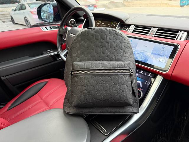 高端货 新款 “Coach 蔻驰”双肩包 Coach蔻驰 Charter 30 浮雕Logo双拉链开合经典老花卵石纹 皮革 旅行包书包背包双肩包 大号 男款 黑