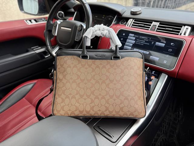 高端货 “ Coach ”蔻驰公文包Coach蔻驰男士公文包 Coach蔻驰 Beckett 37 老花 帆布拼皮 斜挎手提包 大号 男款 深卡其配黑色 顶级进