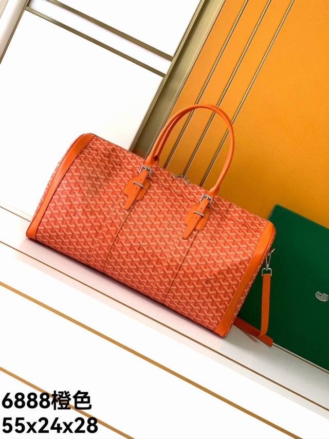 旅行袋，6888#橙色，原单高品质，戈家持续更新配色，添加更精致的色调。新配色和色彩组合为品牌标志性单品注入新意，彰显现代格调。这款戈家系列采用自家标志性Pvc