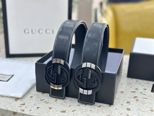 古奇。 3.8厘米 带身采用牛皮 鱼子酱 精心制作贵气而充满活力的品牌设计风格一针一线专业师傅全新打造用完美搭配功力 衬托出你独特的个性.尽显飞扬洒脱之感. 附