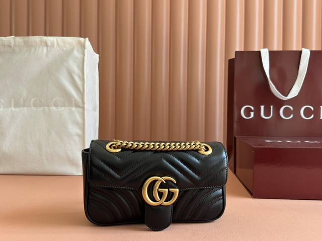 原厂皮配 Cdfmall三亚免税店手提袋 Gg Marmont系列 经典之王 销售王正品原厂皮#446744 尺寸:22*13*6Cm四季搭配首选 Gg复古时尚 原厂皮配 Cdfmall三亚免税店手提袋 Gg Marmont系列 经典之王 销售王正品原厂皮#446744 尺寸:22*13*6Cm四季搭配首选 Gg复古时尚