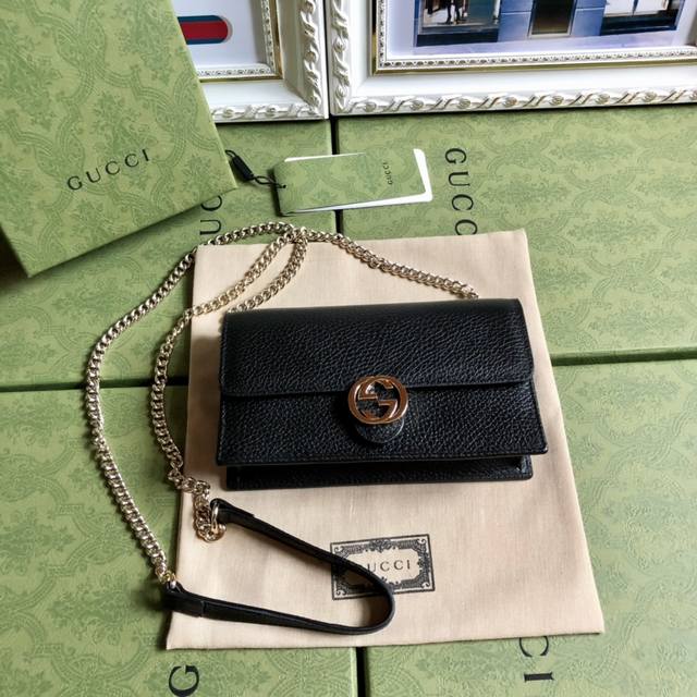 顶配版 配绿盒包装 G家爆款荔枝纹纹双G 链条包，有18个卡位，放7P无压力，链条120Cm,可拆卸。型号:510314！颜色：白皮，黑皮，灰皮，红皮，尺寸:2