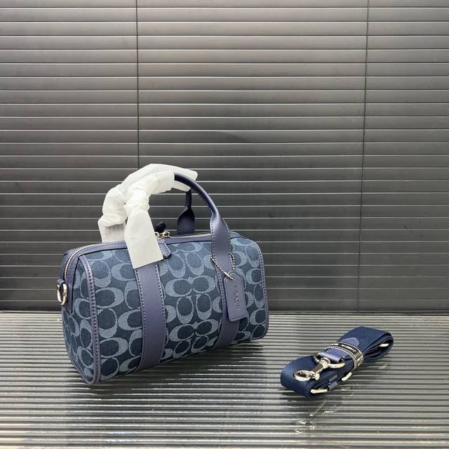 Coach 蔻驰 Gotham24 系列 手提斜挎包 Duffle波士顿圆桶包 单肩斜挎包 经典Logo搭配原厂工艺材质 实物拍摄 Ca185配送 礼盒防尘袋