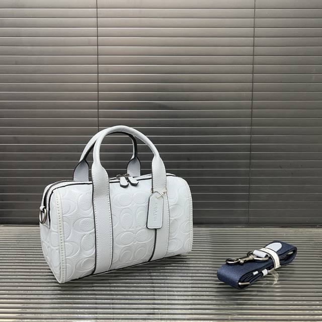 Coach 蔻驰 Gotham24 系列 手提斜挎包 Duffle波士顿圆桶包 单肩斜挎包 经典Logo搭配原厂工艺材质 实物拍摄 Ca185配送 礼盒防尘袋