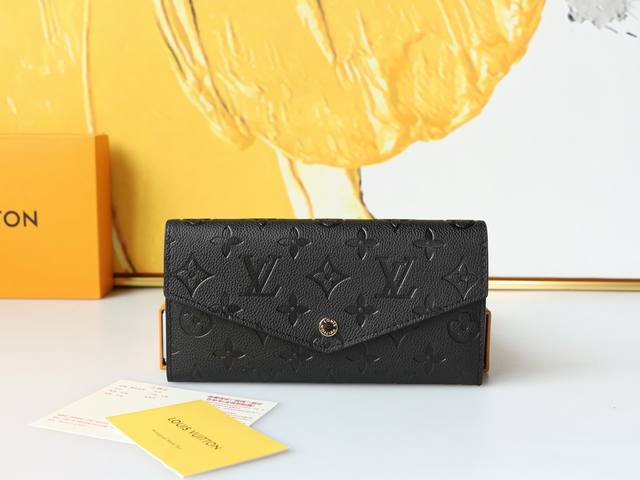 颜色 黑 杏尺寸 19X10驴家长款钱夹取材压花纹皮革 做工精致， 媲美专柜！多功能小钱包，内隔丰富，超级实用