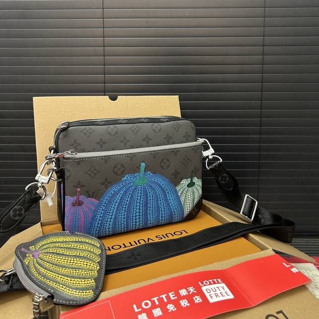 Louisvuitton 路易威登 原版对花 X Yayoi 草间弥生联名 南瓜三合一 Trio邮差包 手袋 男女通用斜挎包 采用原版面料 经典百搭 实物拍摄