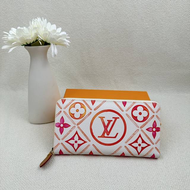 M11455 Crafty 配饰、皮具和成衣系列推出特别款 Pochette FéLicie 链条包，以 Monogram Empreinte 皮革展现 Mon