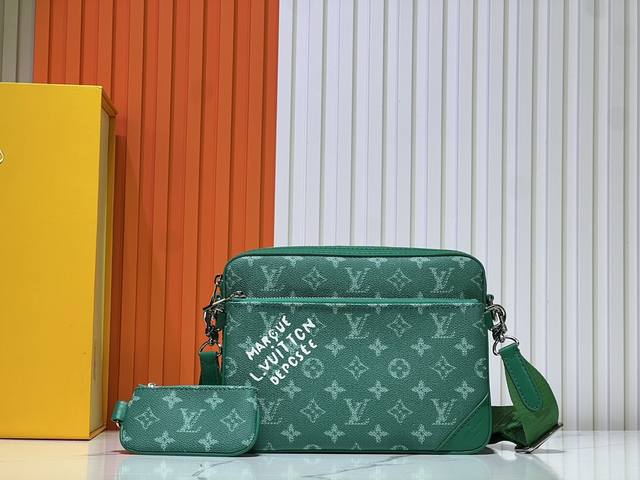 官网最新款 M12868 M69443 M45320 M12766 新款男包三件套邮差包系列 本款 Trio 邮差包以 Monogram Eclipse Rev