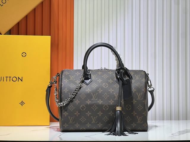 M11945 M12243 M87212 原版M47087 M11264 Speedy 30手袋 是款一完美的都市手袋。 标志性造的型与经典的 Monogram