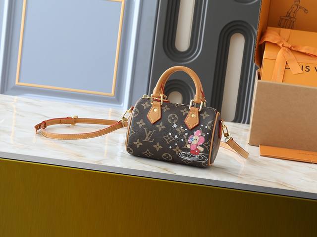 升级原版 Nano Speedy 手袋 M81085 M82624 老花 粉色 丝印 圣诞款 本款 Nano Speedy 手袋结合 Monogram 帆布和做