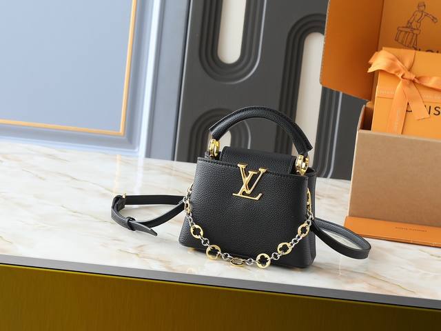 广州货 升级原版 M12935 M12936 M12937 M12938 本款 Capucines 迷你手袋出自 Capucines Chain On You 广州货 升级原版 M12935 M12936 M12937 M12938 本款 Capucines 迷你手袋出自 Capucines Chain On You