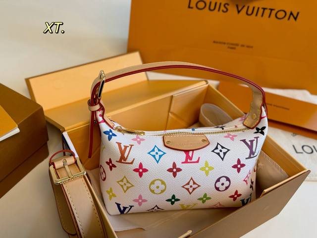 折叠盒 Size：19×12 Lv路易威登新款村上隆白彩饭盒包 腋下 手提 复古又可爱 率性时尚的风格哇～ 让人一见倾心 坚持绝绝子 更是随性时髦的标志啊