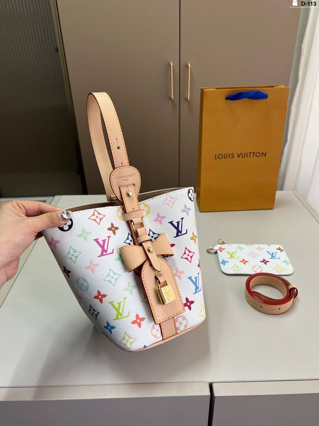 装饰锁头不带钥匙 Lv路易斯威登中古水桶包 D-113尺寸17×18折叠盒