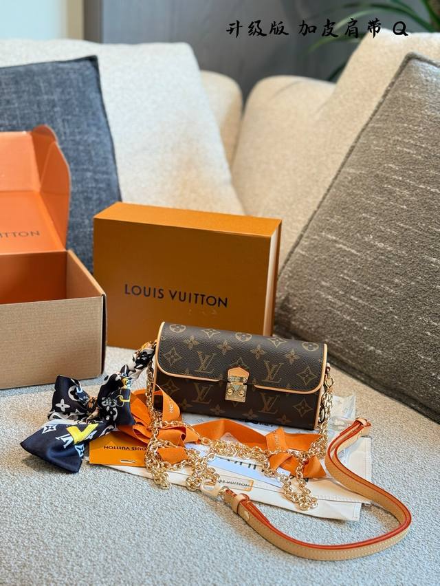 钢五金送丝带送肩带 Lv新品来袭2025新款Pochette Camille 新品长度很长，手机完全可以放下，日常的逛街包老花满印 20Cm 双盒包装