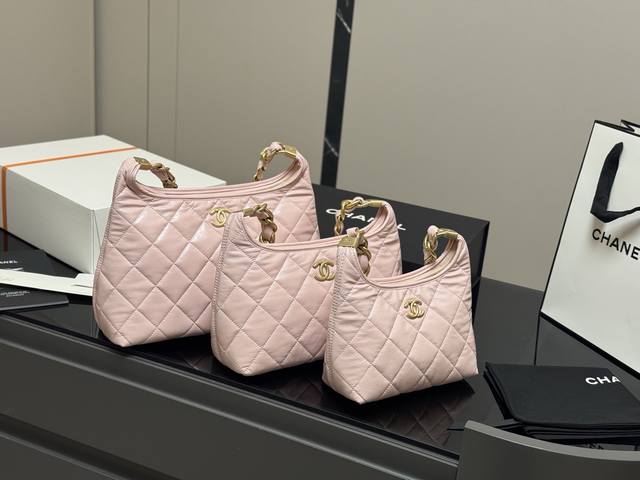 配折叠盒飞机盒 香奈儿 24A Hobo 粗链条腋下包 温润细腻 优雅高级 非常百搭耐看 经典时髦 尺寸:31.21Cm 26.17Cm 20.15Cm