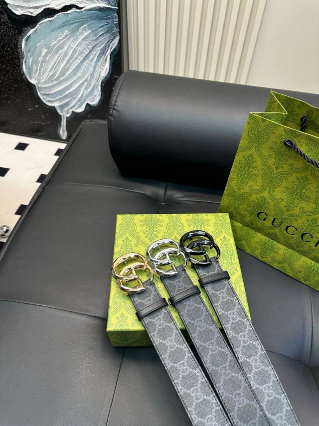 升级版 酷奇Gucci！ ！高版本 腰带 嘿哈 原单牛皮皮带～热门款 皮带里面最火的啦～质量很好 全套包装！五金绝对不褪色 皮带头和专柜一样的哦～ 配礼盒手提袋
